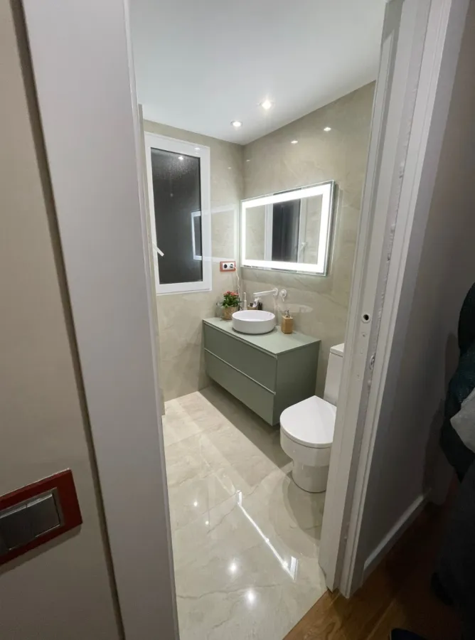 Baño principal en El Carmen: reforma de baño en Santa María de Gracia (foto 4 de 4)